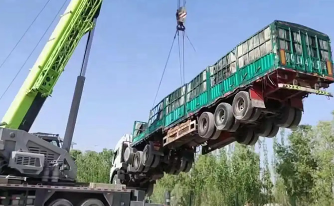 大洼区道路脱困救援案例